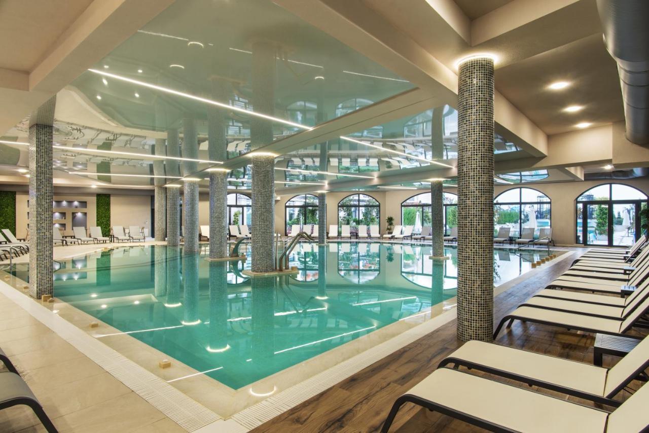Casa Di Fiore Spa And Medical Hotel, Mineral Pools & Private Beach 크레네보 외부 사진 Spa center
