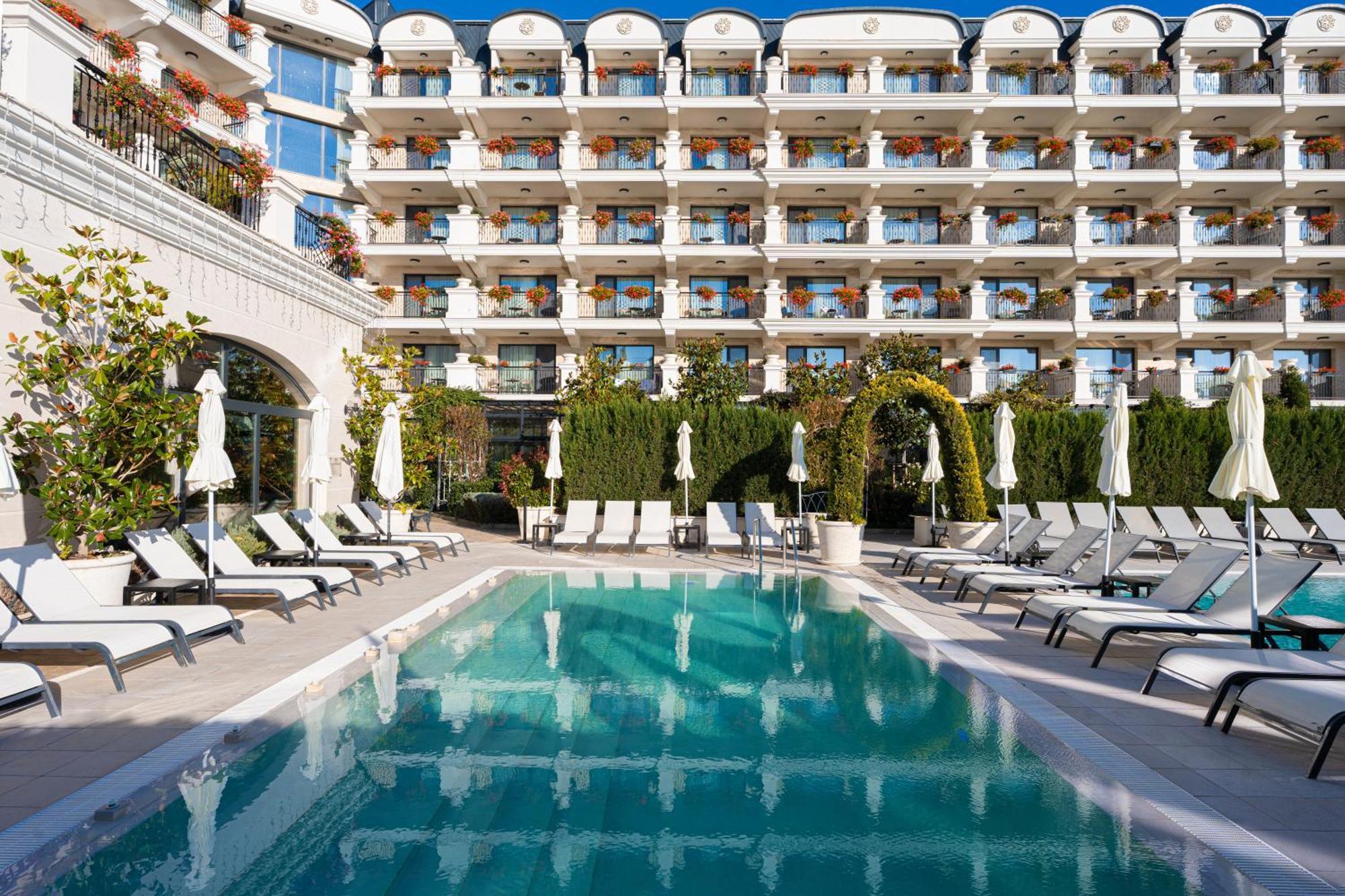 Casa Di Fiore Spa And Medical Hotel, Mineral Pools & Private Beach 크레네보 외부 사진